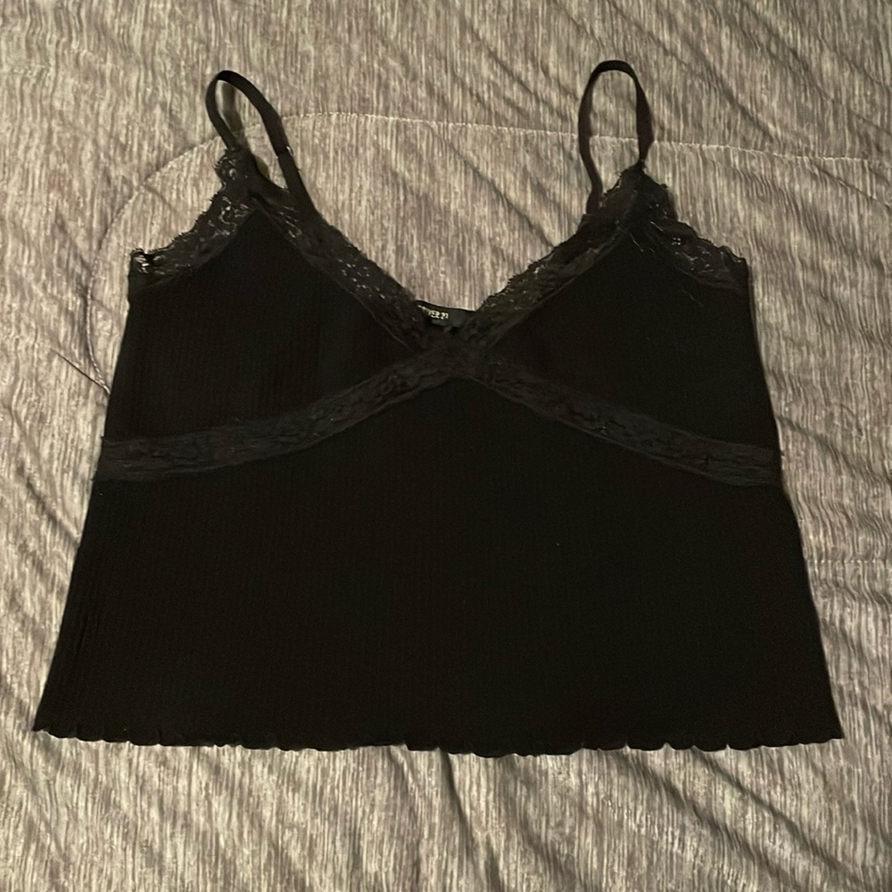 Women’s lace tank top